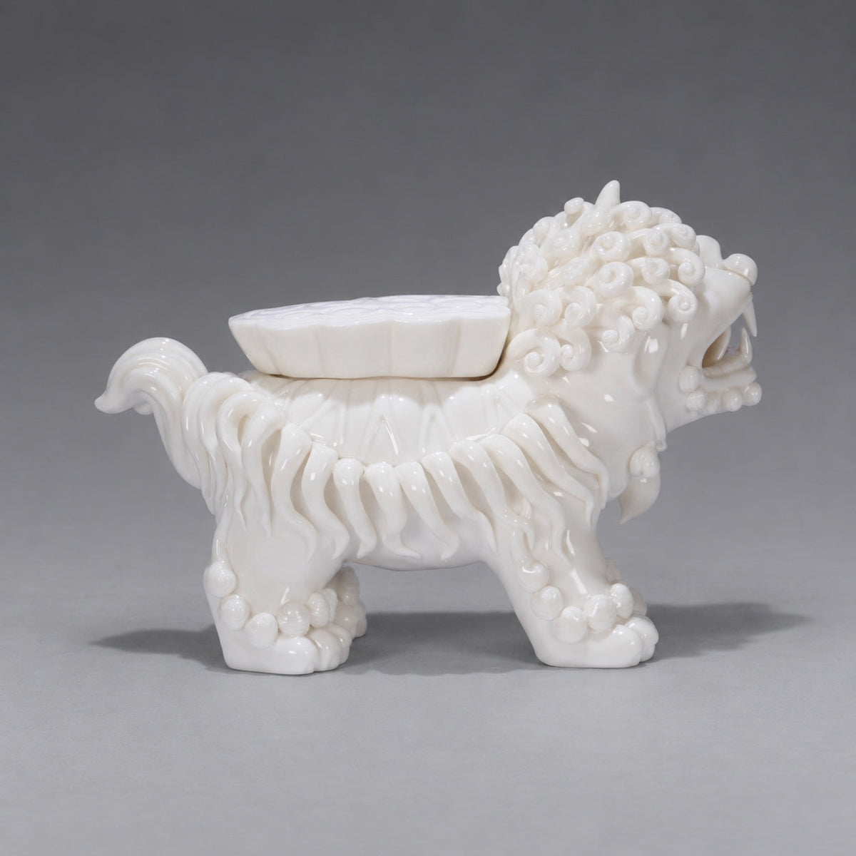 Jin Mao Hou Censer · 金毛犼香爐