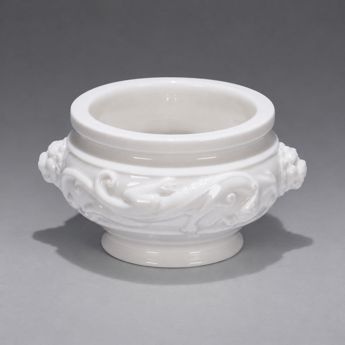 Ruo Shui Censer · 若水香爐 — product photo on grey | 見素 XIANSU